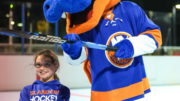 PHOTOS: Try Street Hockey for Free with Girl Scouts of Nassau County