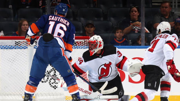 PHOTOS: Islanders 5, Devils 1