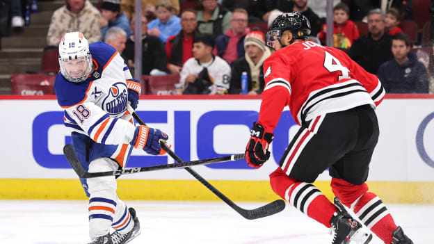 Edmonton Oilers v Chicago Blackhawks