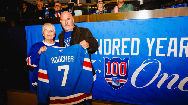 MF_NYR_102025__F2_7585