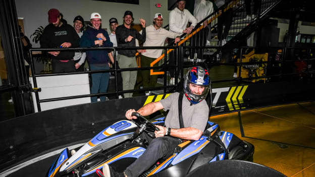 260127_RushHour_GoKart_TeamOuting_JPL00931