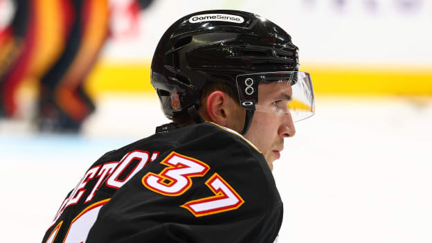 20251204_CGY_vs_MIN_FLA0047_GT