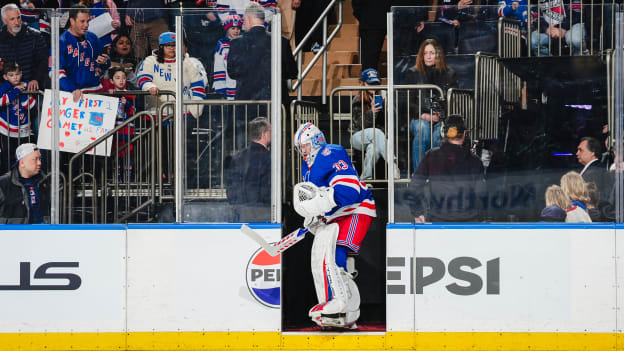 Winnipeg Jets v New York Rangers