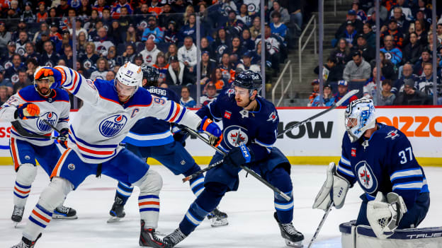 GettyImages-1828842025