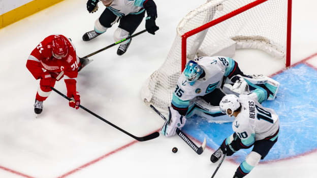 2025_11_18_SEA_ZS_In-Game-072