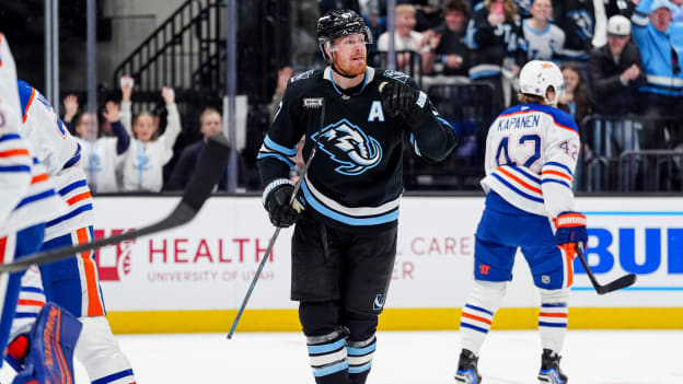 Edmonton Oilers v Utah Mammoth