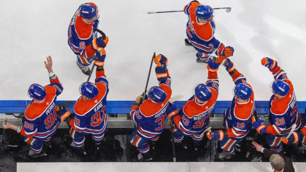 776318424_AD078_GoldenKnights_v_Oilers