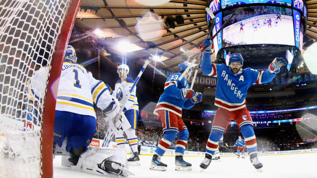 Buffalo Sabres v New York Rangers