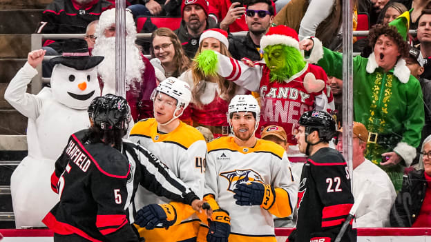 251206_December2025_Favorites_JL109050