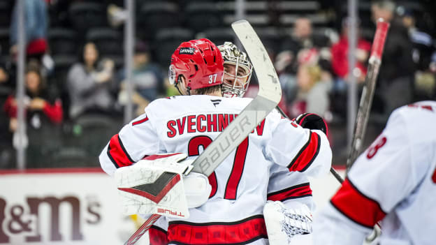 31_250427_CARvsNJD_RD1_GM4_JL204207