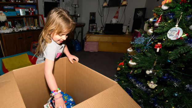 20251224_ALUMNI_TOY_DRIVE_FLA7478AB