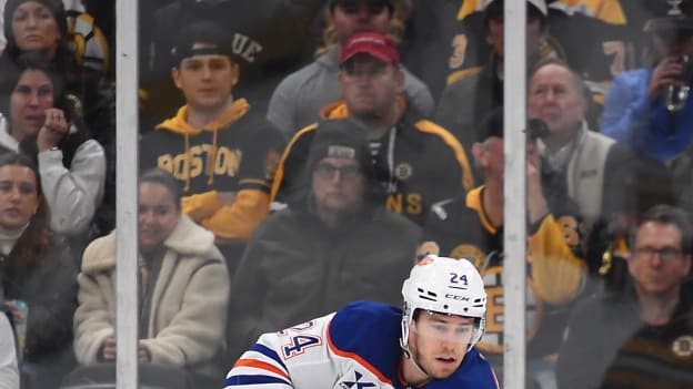 Edmonton Oilers v Boston Bruins