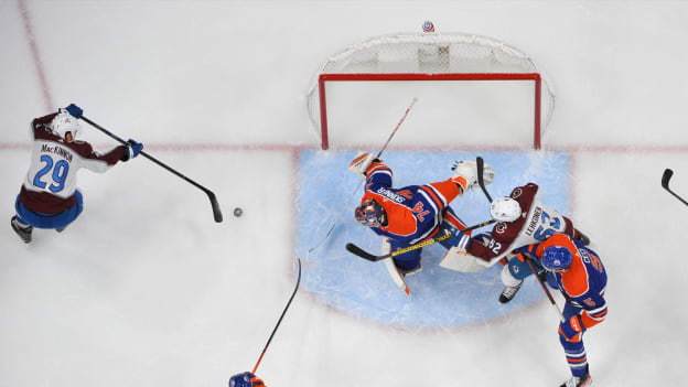 GALLERY: Oilers vs. Avalanche