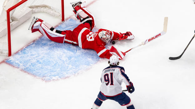 2025_11_22_CBJ_ZS_In-Game-058