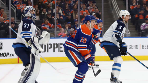 GALLERY: Oilers vs. Jets