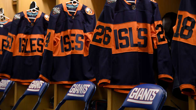 PHOTOS: Islanders Stadium Series