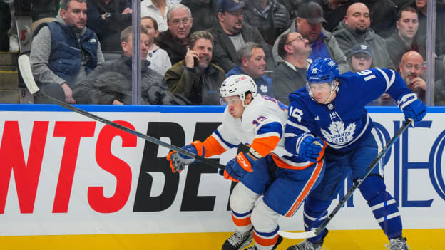 UBS Postgame Photos: Islanders 3, Maple Leafs 2