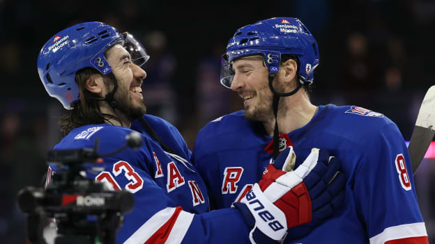 Chicago Blackhawks v New York Rangers