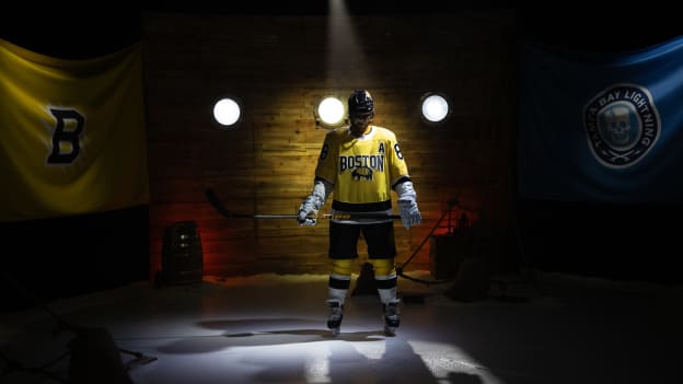 2025_12_03_NHL_StadiumSeries_Bruins_Player_063