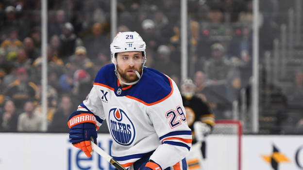 Edmonton Oilers v Boston Bruins