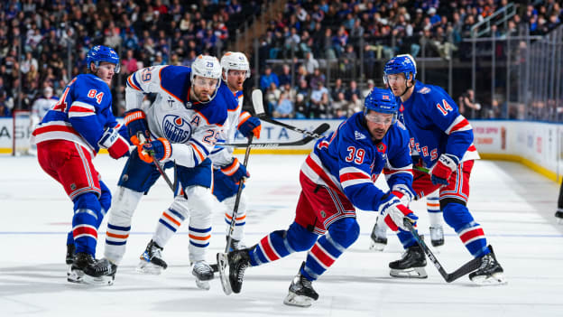 Edmonton Oilers v New York Rangers