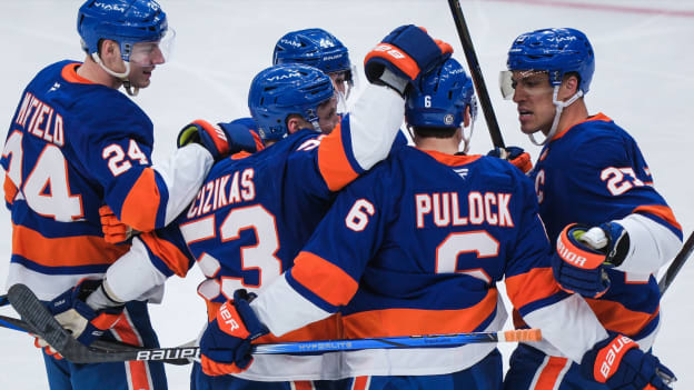 UBS Postgame Photos: Islanders 3, Jets 2