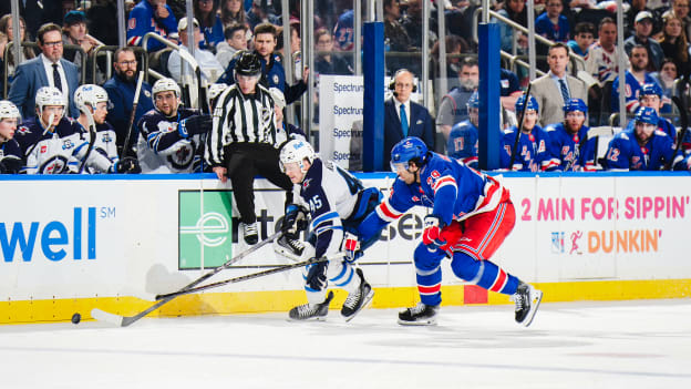 Winnipeg Jets v New York Rangers