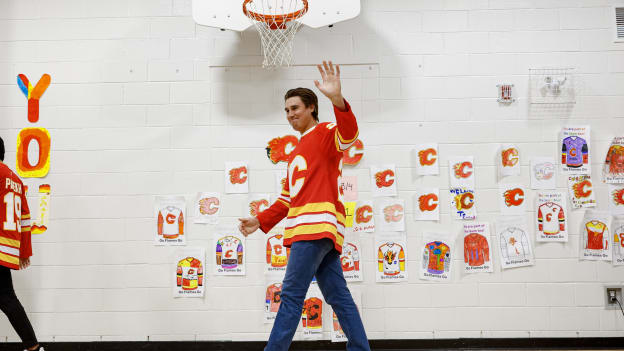 20260219_READING_GIVE_IT_A_SHOT_FLA0023_JP