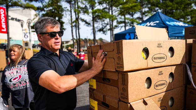 251125_Community_Marketing_Turkey_Distribution_JL204249