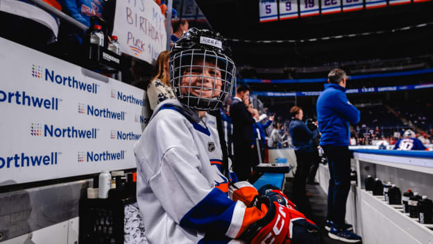 20251130_WSH_NYI_WARMUPS-5