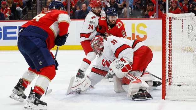 Game 4: Panthers vs. Hurricanes