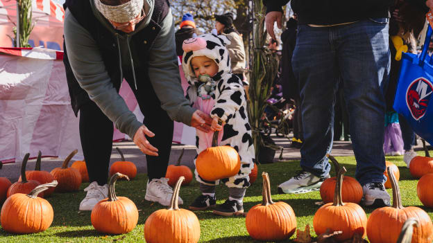 20251101_Sparky_Spooktacular_THEPARK-40