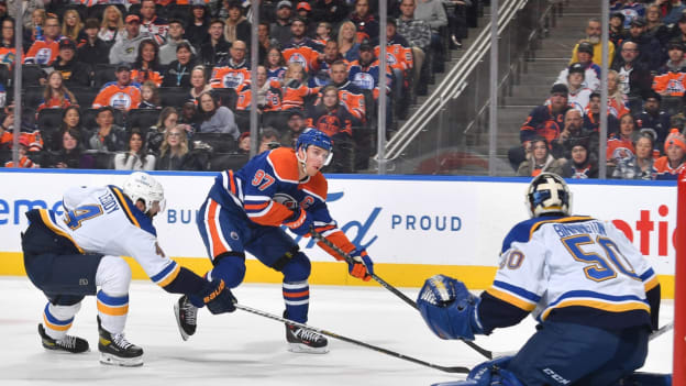 GALLERY: Oilers vs. Blues