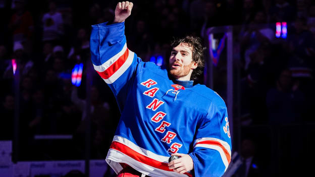 Chicago Blackhawks v New York Rangers