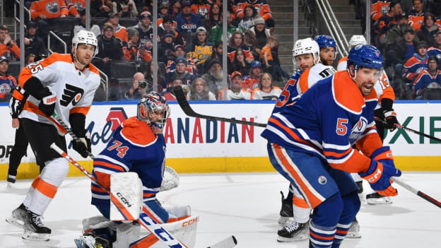 GALLERY: Oilers vs. Flyers