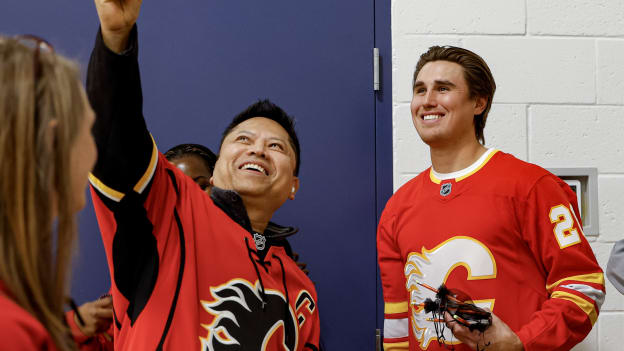 20260219_READING_GIVE_IT_A_SHOT_FLA0117_JP