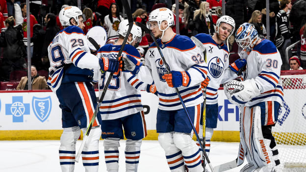 Edmonton Oilers v Chicago Blackhawks