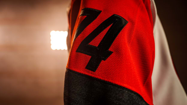 250806_Creative_Away_Jersey_Photoshoot_Stage_Slavin_21