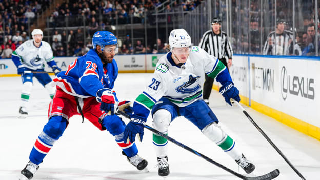 Vancouver Canucks v New York Rangers