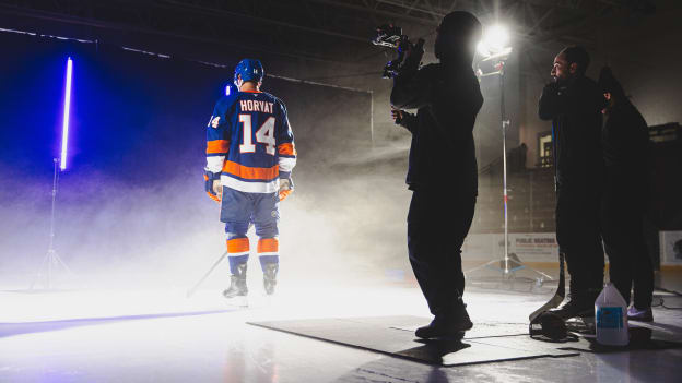 20250917_MEDIADAY_COLIN-06