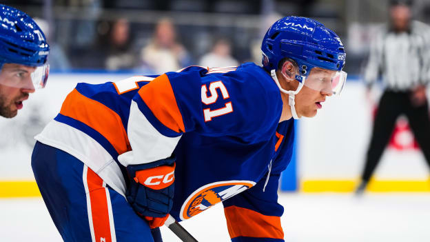 20250929_NYI_NYR_2P_action-1