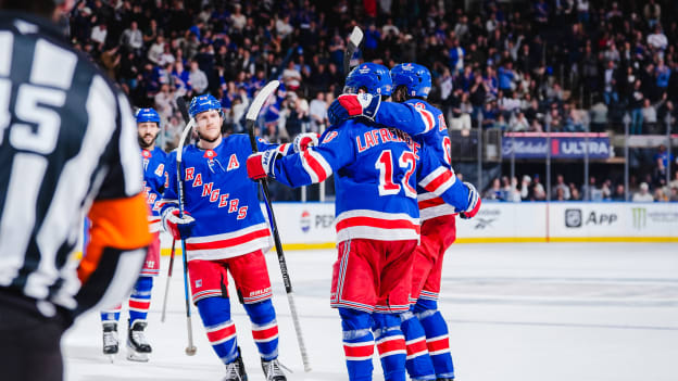 Calgary Flames v New York Rangers