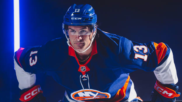 20250917_MEDIADAY_BLUENEON-24