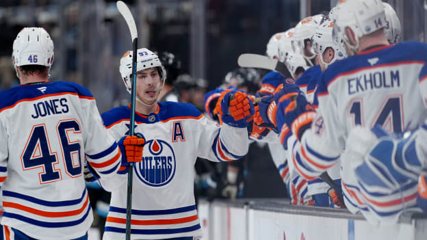 Edmonton Oilers v Utah Mammoth