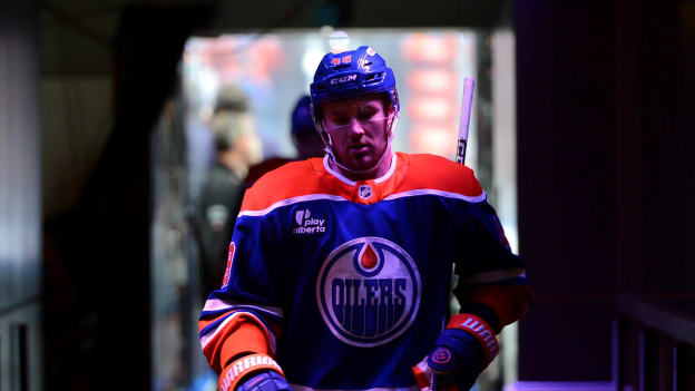 776318424_AD006_GoldenKnights_v_Oilers