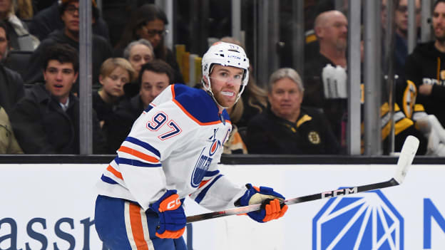 Edmonton Oilers v Boston Bruins