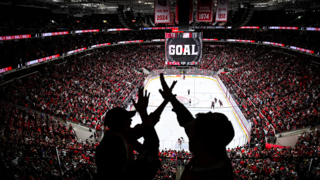 251009_NJDvsCAR_AH5_4552