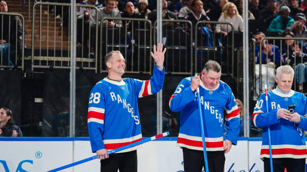 Fan Favorites Ceremony