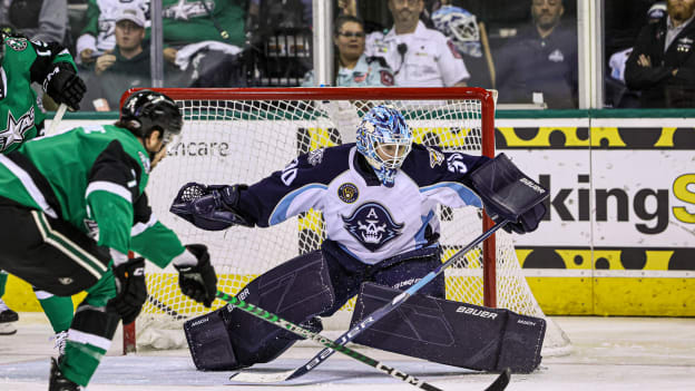 Calder Cup Playoffs Game Four: Ads at Stars