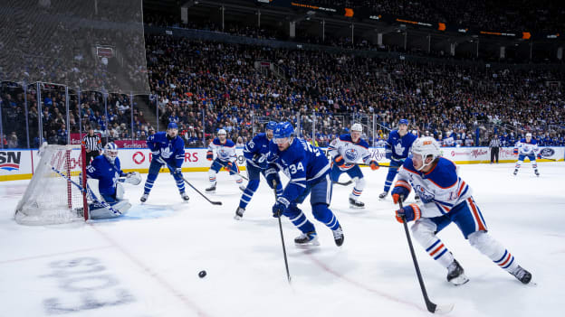 Edmonton Oilers v Toronto Maple Leafs